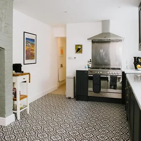 Finest Retreats - Atlantic Hideaway Newquay (Cornwall)