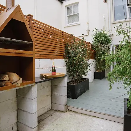 Finest Retreats - Atlantic Hideaway Newquay (Cornwall)